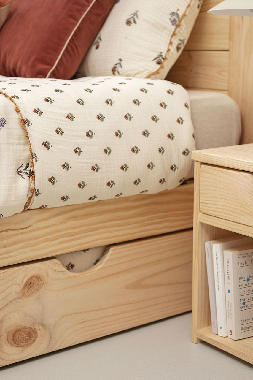 Imagen de ambiente 3 para:cama doble de madera con arrastre nido